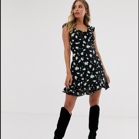 Free People Dresses & Skirts - Free People Floral LIKE A LADY Mini Dress NWT Sz L